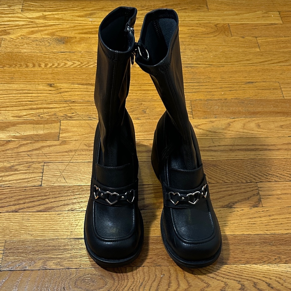 Sugar Thrillz Black Heart-Embellished Women's Loafer Boots